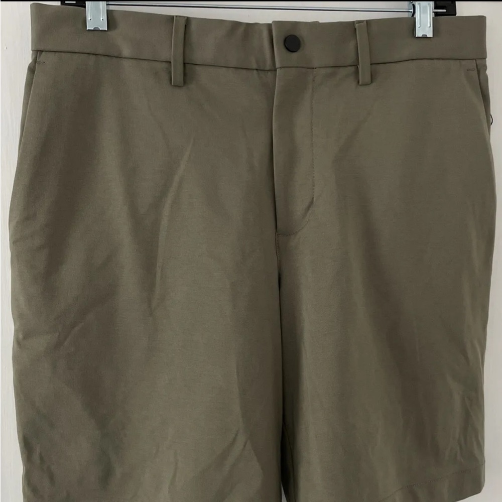 Banana Republic Luxe City Core Temp Shorts